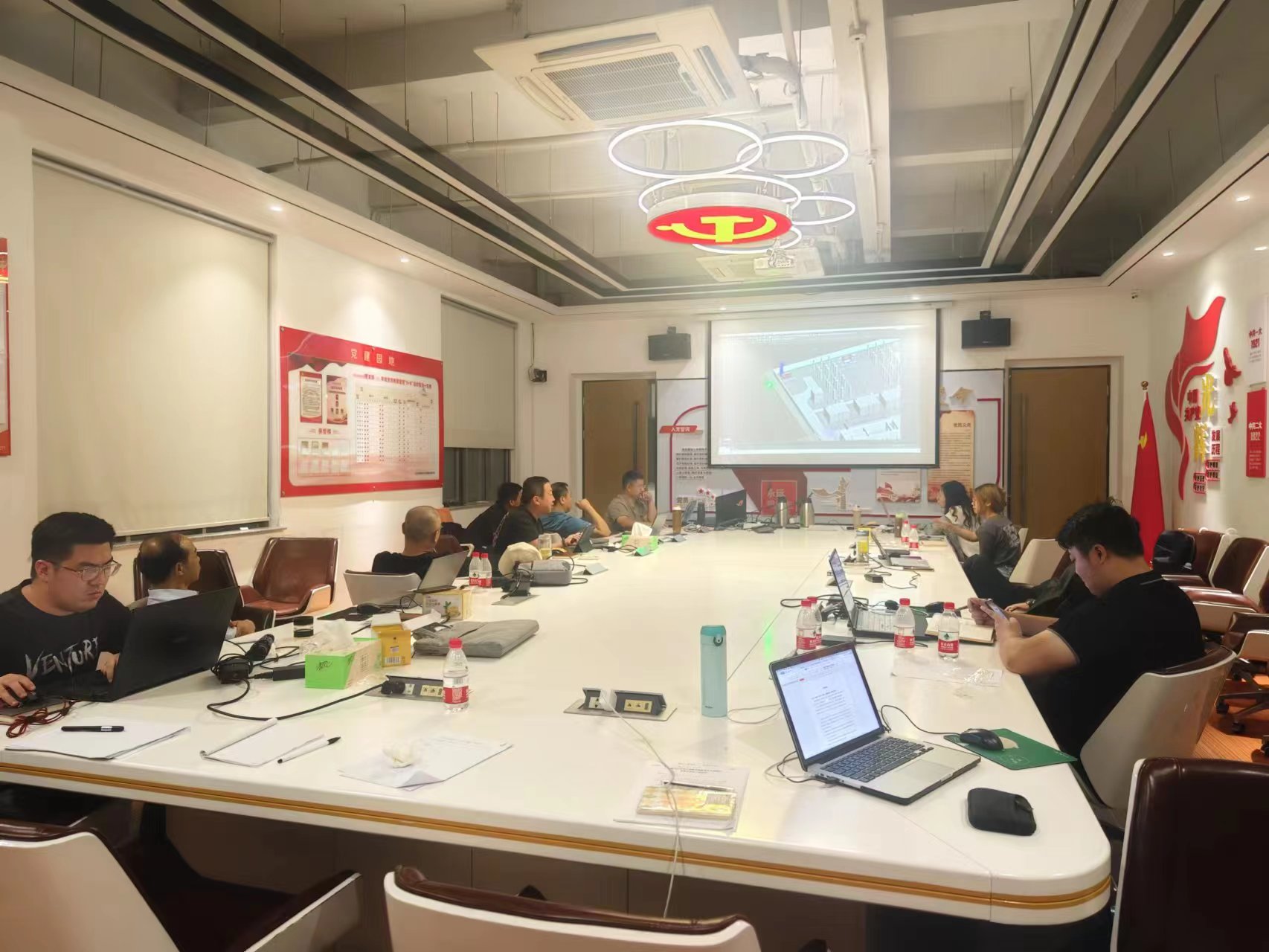 仆仆風(fēng)塵，十分忙碌為十分美好(圖2)